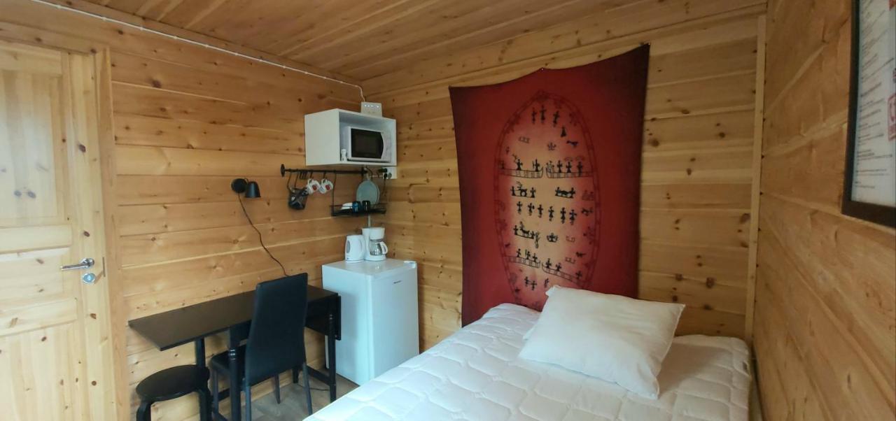 Hillside Rooms 이발로 외부 사진